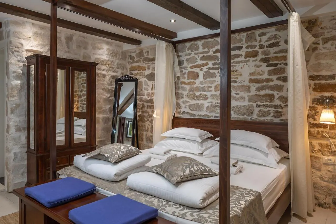 Apartment Luxury Spacious Studio In The Heart Of Split