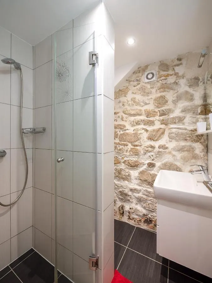 Apartment Luxury Spacious Studio In The Heart Of Split